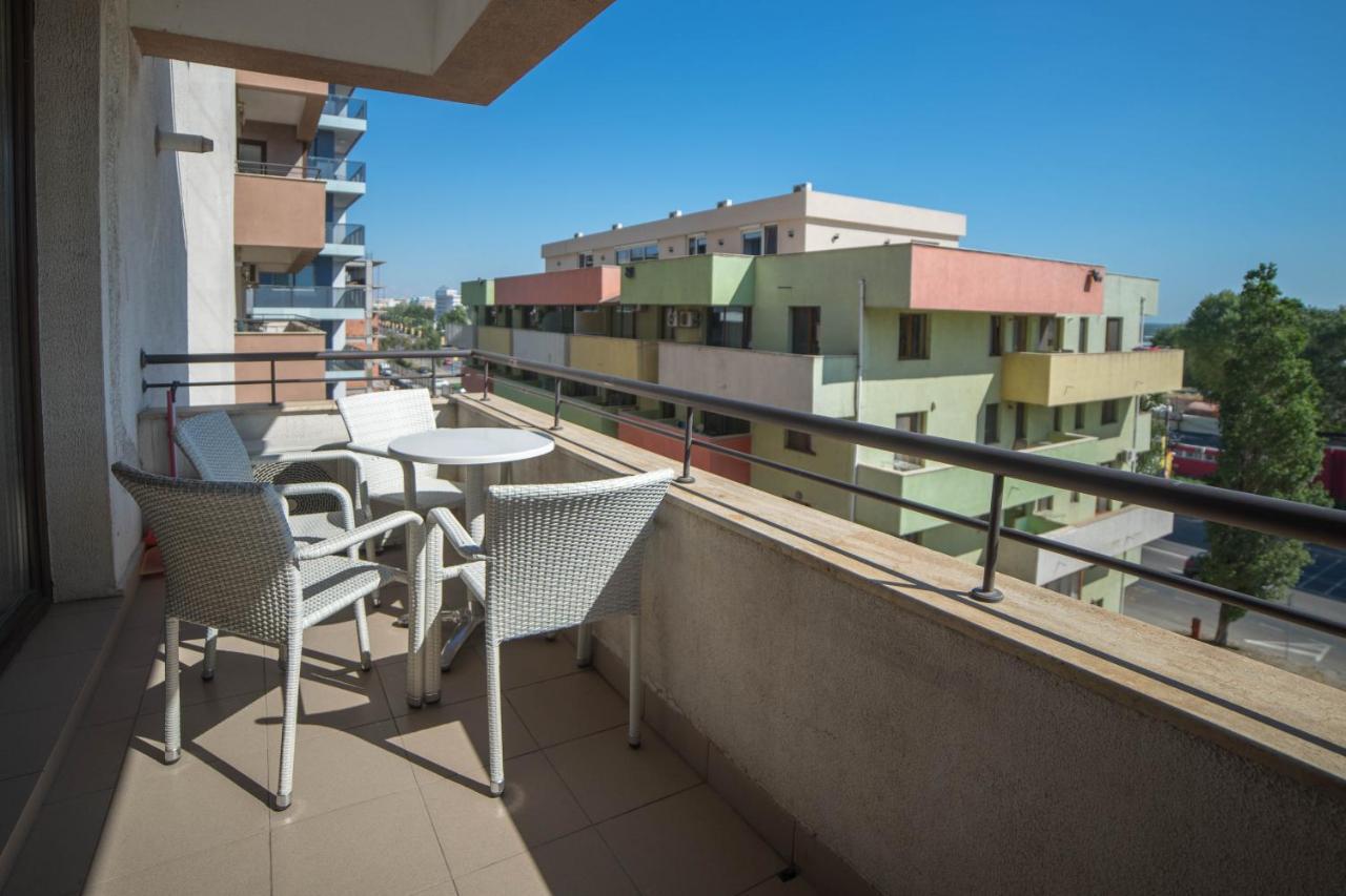 Lake Boutique Apartments&Rooms Mamaia Extérieur photo