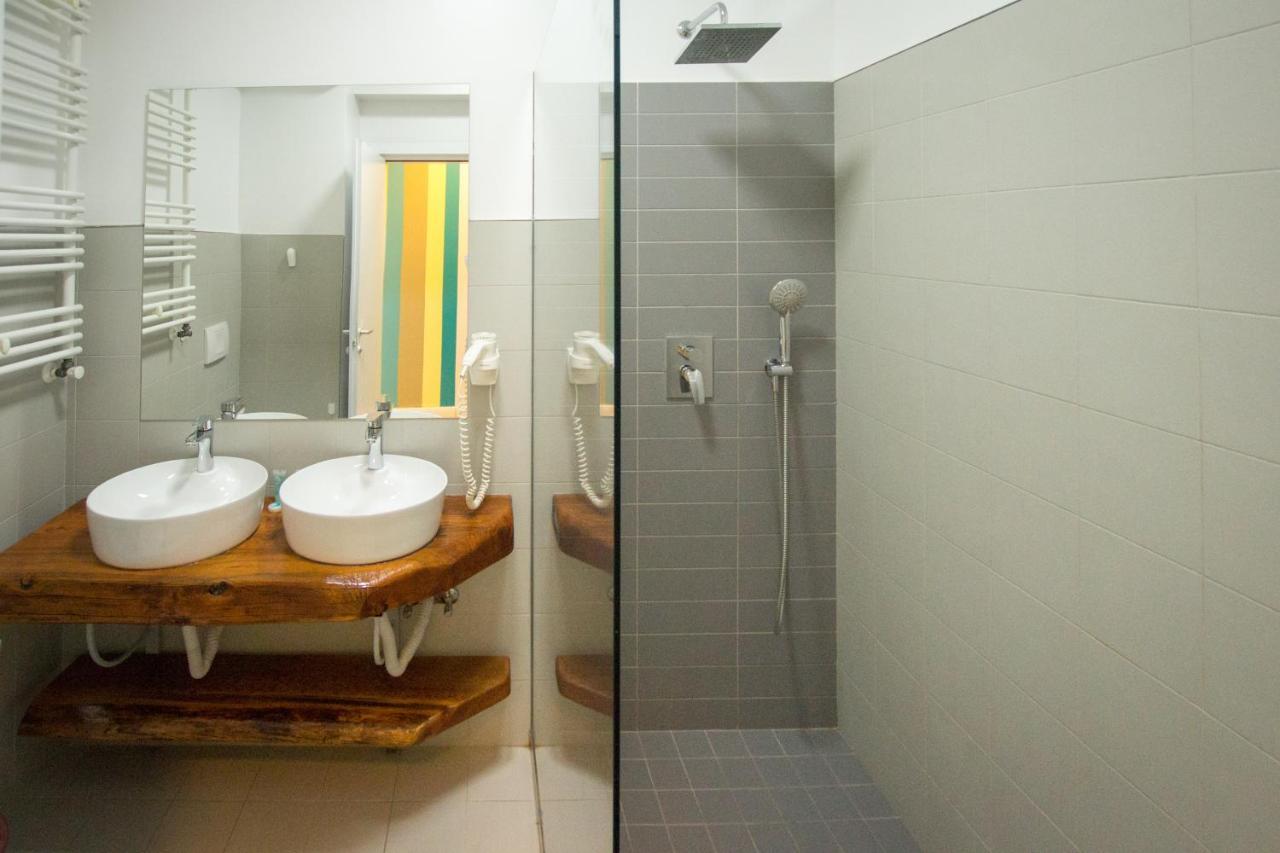 Lake Boutique Apartments&Rooms Mamaia Extérieur photo